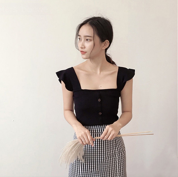 black top - Picture 2 of 4